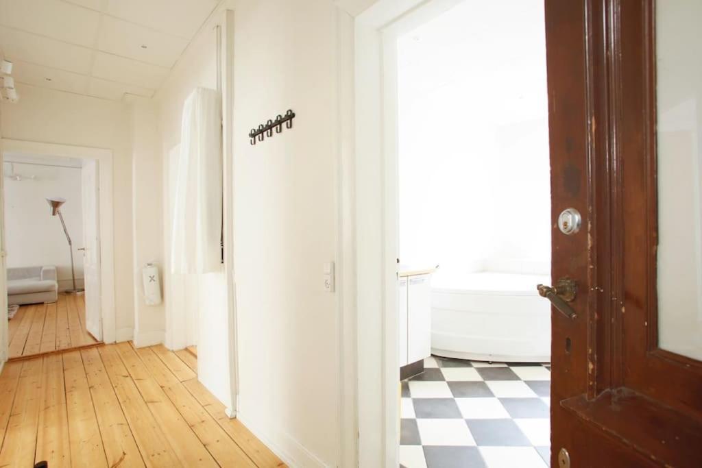 Large & Bright 3Br Apartment W Whirlpool Near Metro Copenhagen Luaran gambar