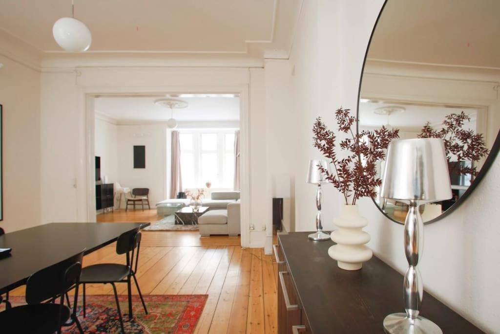 Large & Bright 3Br Apartment W Whirlpool Near Metro Copenhagen Luaran gambar